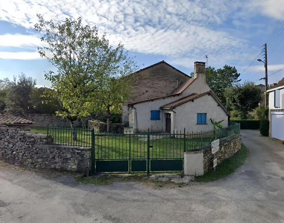 Maison Calme Avec Jardin A Gramat